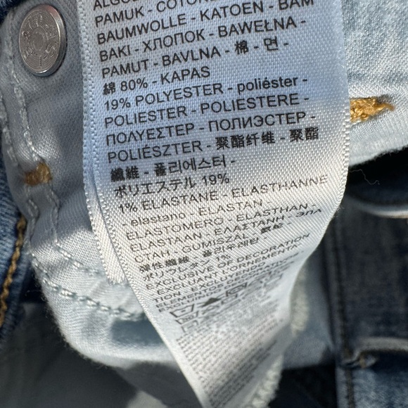 Womens Light Wash Levis Jeans 314 Shaping Straight Size 28 By 30 Preowned - Picture 6 of 9